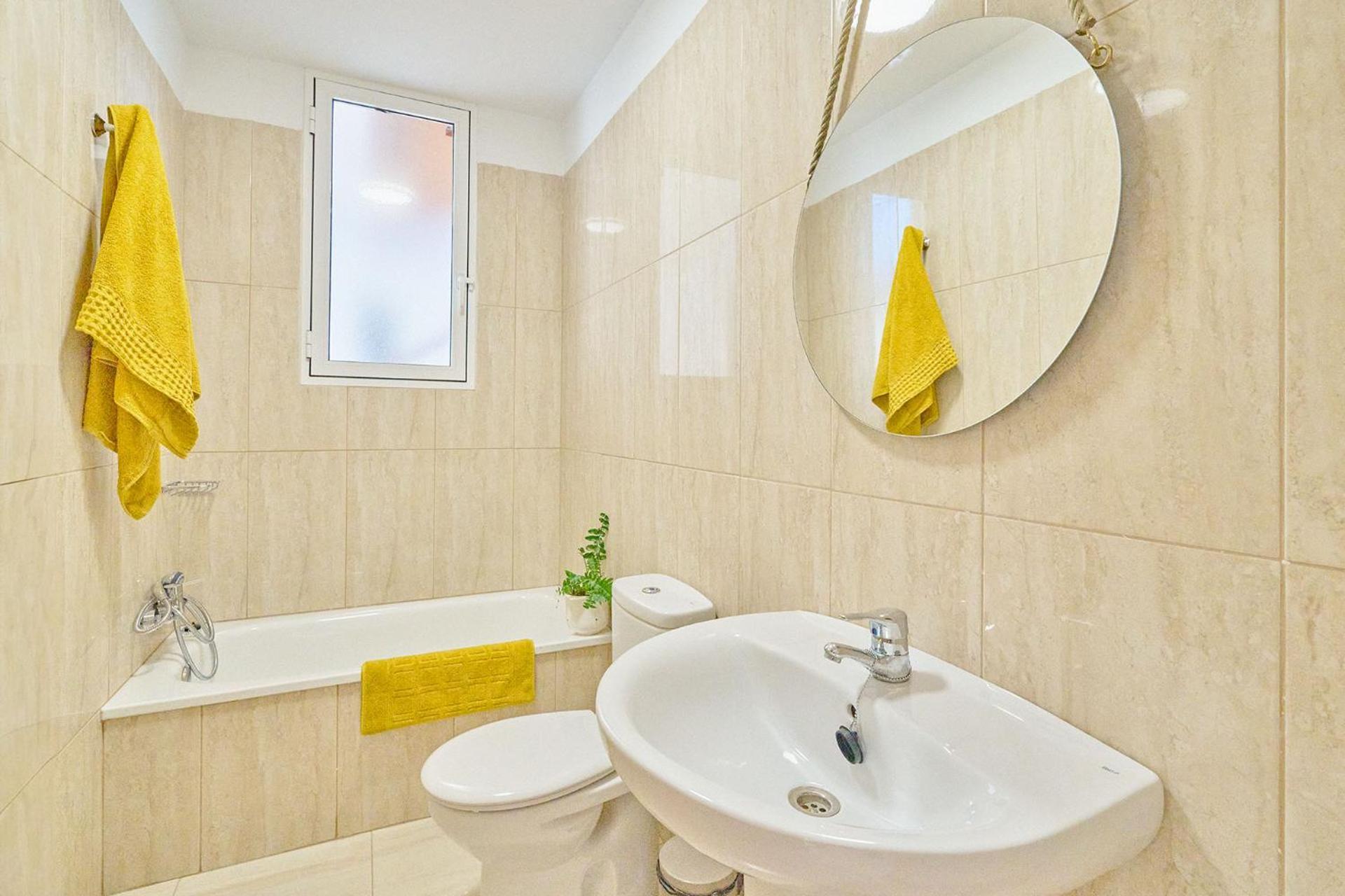 Amarilla Apartment